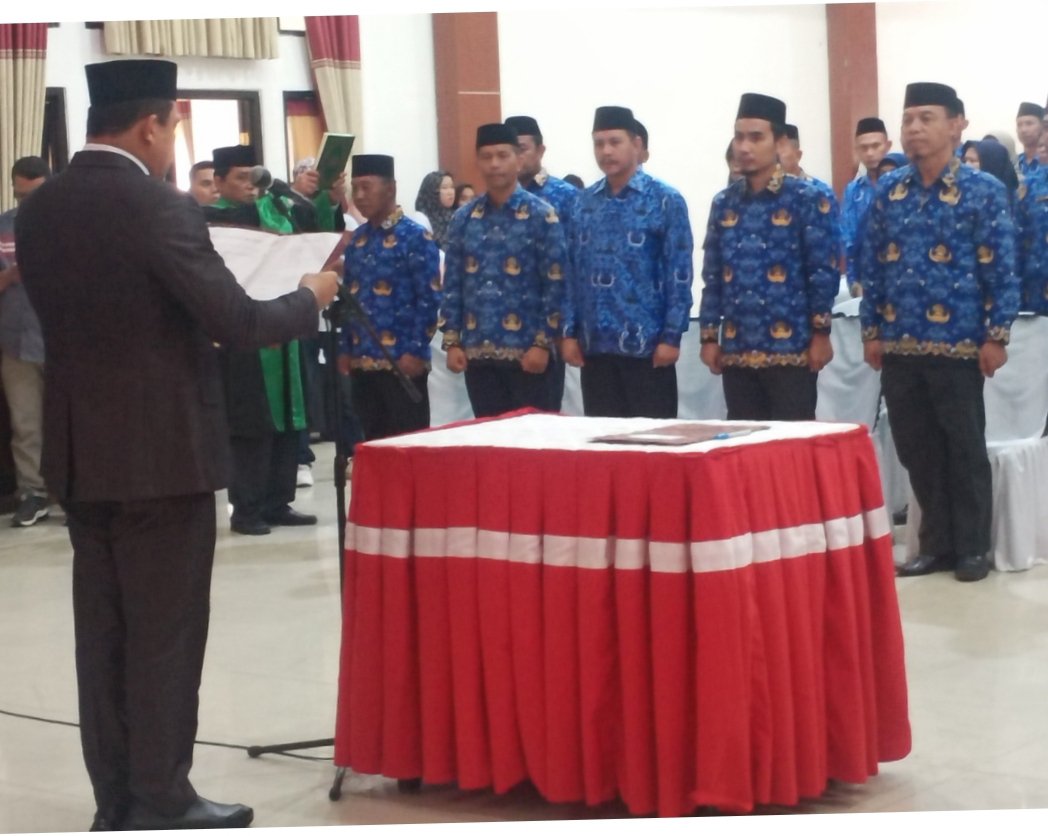 79 Pejabat Administrator Dan Pengawas Resmi Dilantik - Benuanews.com