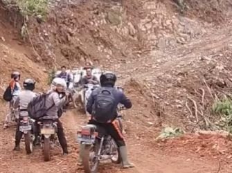Seribu Wajah Pengabdian:Jejak Pak Bhabin,Suami Kami Di Ujung Negeri Desa Air Liki