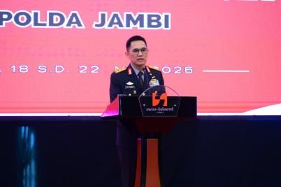 1001761821.jpg