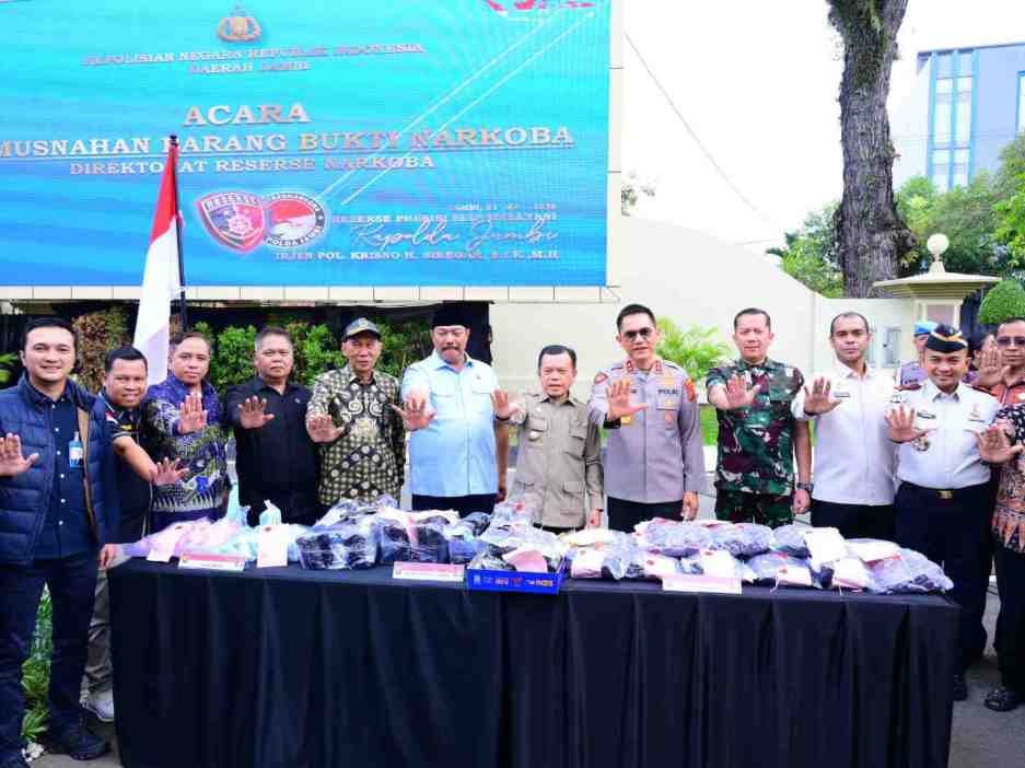 Polda Jambi Musnahkan 20 Kg Sabu dan 20 Ribu Ekstasi, Tegaskan Perang Total Lawan Narkoba