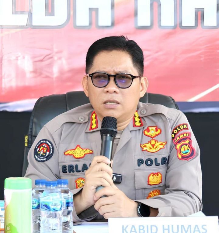1002418666.jpg