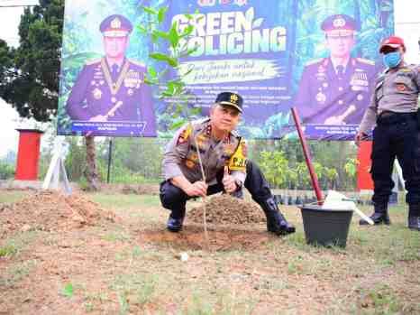 Kapolda Jambi Pimpin Penanaman Pohon di SPN, Wujudkan Komitmen Green Policing dan Pelestarian Lingkungan