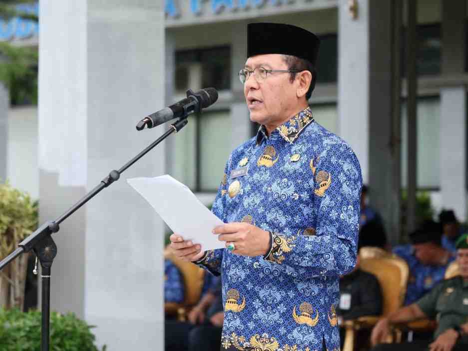Peringatan Sumpah Pemuda ke-98 di Payakumbuh, Wako Zulmaeta Serahkan Beasiswa dan Apresiasi MTQ