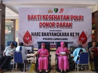 Donor Darah Warnai Peringatan Hari Bhayangkara ke-79 di Polres Lumajang
