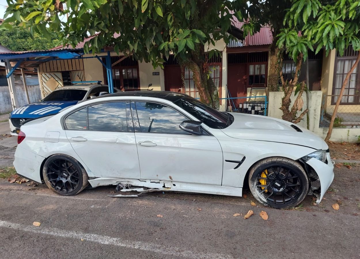 Pengendara BMW