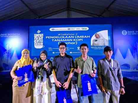 Tidak Hanya Ngopi, Pengunjung Lampung Fest Belajar Mengolah Limbah Kopi Jadi Produk Hijau