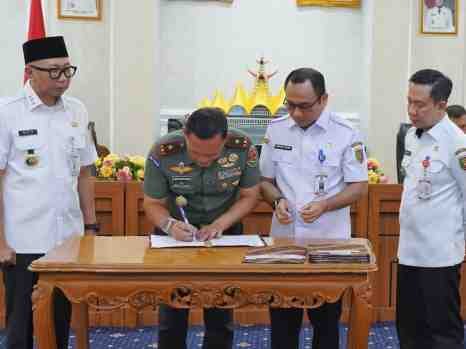Pemerintah Provinsi Lampung Perkuat Sinergi Daerah Lewat Penandatanganan NPHD 2026