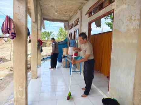 Menjaga Harapan, Merawat Kebersamaan: Brimob Hadir di Huntara dan Rumah Ibadah Batang Toru