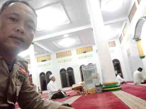 Personil Polsek Panggarangan Polres Lebak, Laksanakan Tarling Di Mesjid AL-ITIHAD.