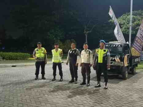 Patroli Cipkon Tengah Malam, Polsek Pasar Kemis Antisipasi 3C, Balap Liar dan Tawuran Remaja