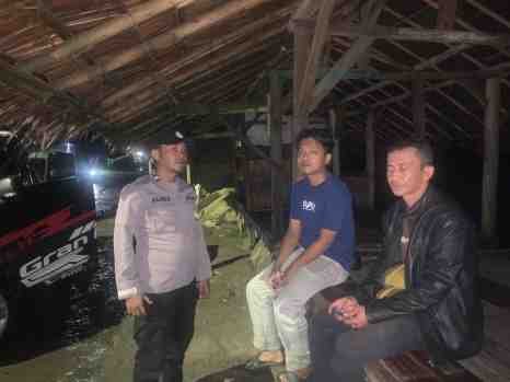 Hadir di Tengah Masyarakat, Polsek Cinangka Gencarkan Patroli Malam untuk Ciptakan Situasi Kondusif