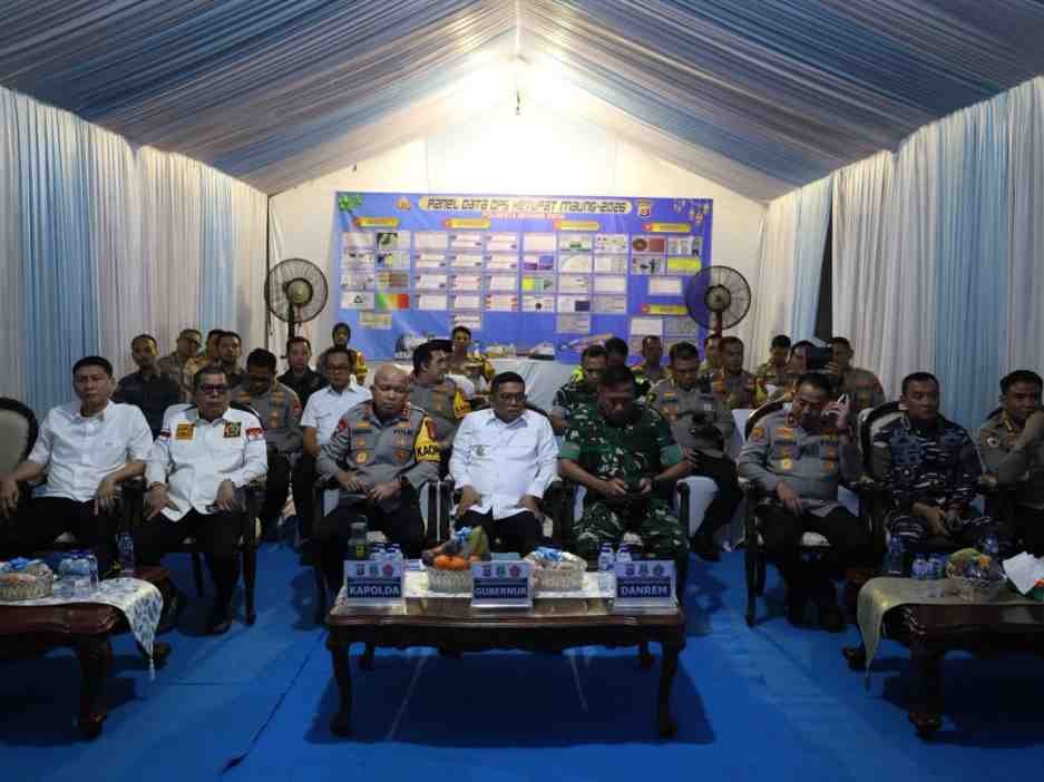 Forkopimda Provinsi Banten Ikuti Zoom dan Tinjau Pos Pemantauan