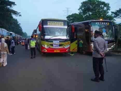 Ribuan Buruh Berangkat ke Jakarta, Polda Banten Lakukan Pengamanan