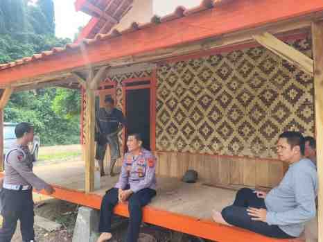 Kapolsek Cimarga Polres Lebak Sambangi Warga Palayangan
