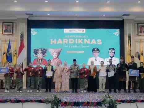 Semangat Hardiknas, Gubernur Lampung Dorong Generasi Muda Bangga Berbahasa Lampung