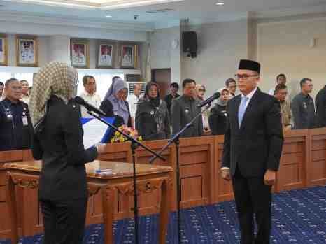 Wagub Jihan Lantik Indra Sanjaya sebagai Karo Adpim, Perkuat Birokrasi Profesional Pemprov Lampung
