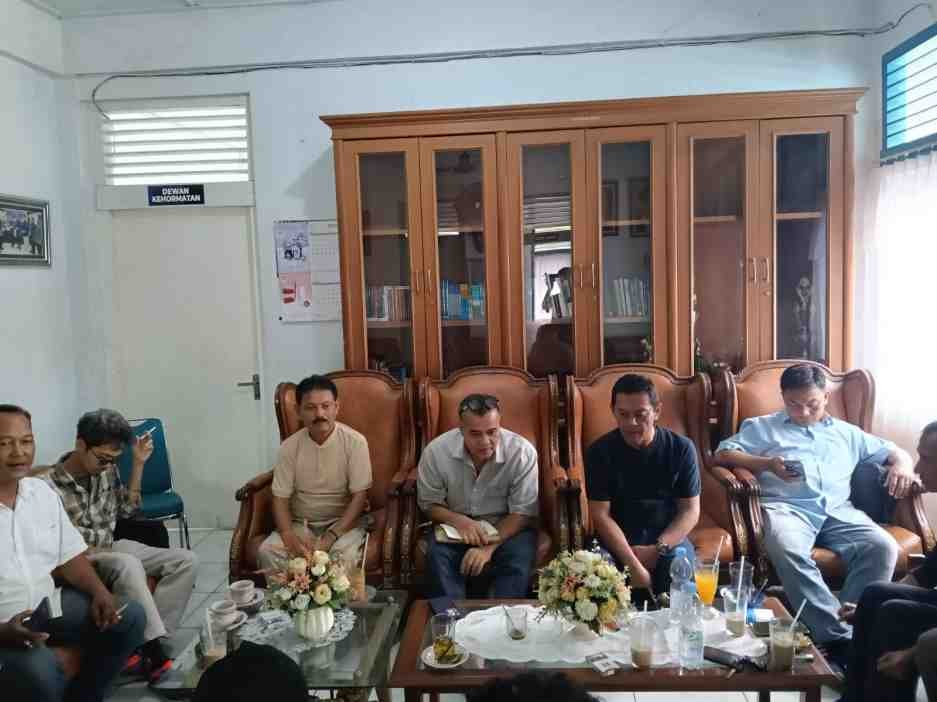 PWI Sumbar Bentuk TPF, Plt Ketua PWI Paliko Akan Sampaikan Somasi dan Pengaduan Kepada Dewan Pers 