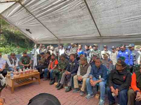 Kapolres Lumajang Dampingi Karo Ops Polda Jatim dalam Kunjungan Menhut ke Kawasan Bromo