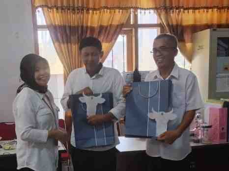 *Penuh Keakraban, Bidang Peternakan Dinas Pertanian Luwu Utara Lepas Dua ASN Purnabakti*