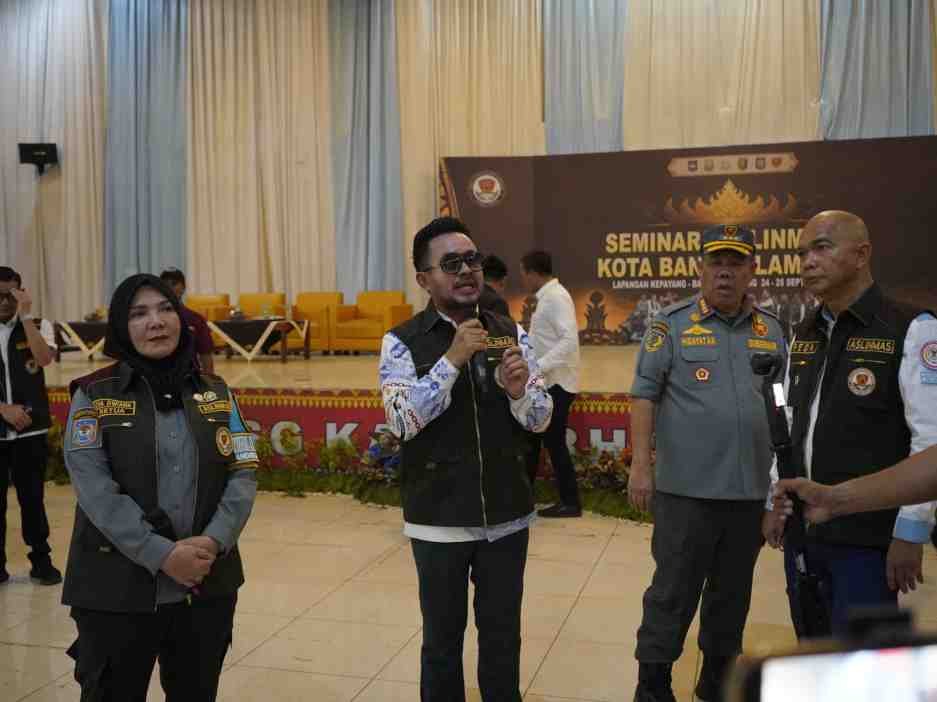 Perkuat Peran, Satlinmas Lakukan Pengukuhan Dan Kemah Bhakti Satya Linmas