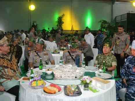 Pangdam XIX/Tuanku Tambusai Hadiri Pergantian Kapolda Riau, Kolaborasi Lintas Sektor Jadi Kunci