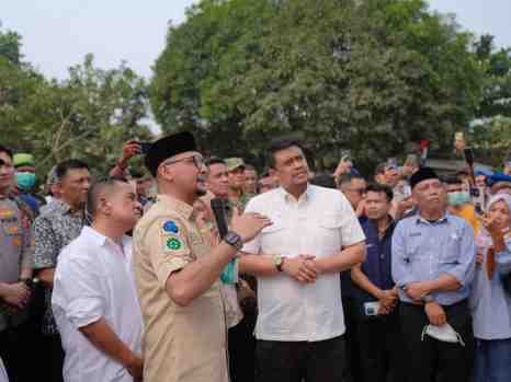 Bobby Nasution Tinjau Infrastruktur Labusel, Warga Sampaikan Sejumlah Aspirasi
