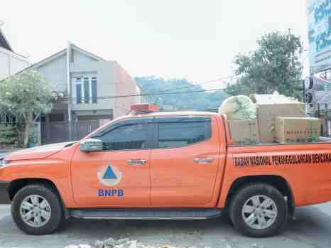 Pemprov Lampung Salurkan Bantuan Logistik dan Peralatan Pemadaman Karhutla