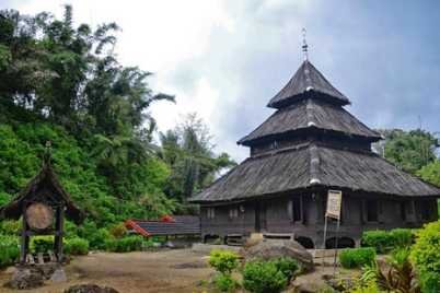 Masjid-Tuo-Kayu-Jao.jpg