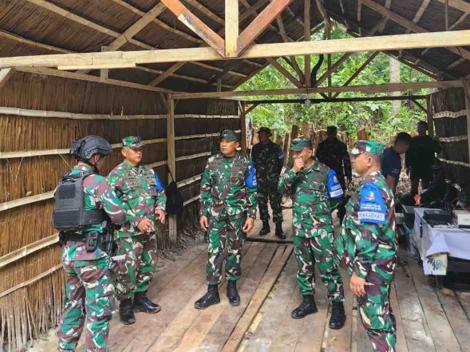 Dankodiklat TNI AD Tinjau Rangkaian Latihan Ancab di Natuna, Kasdam XIX/TT Turut Mendampingi