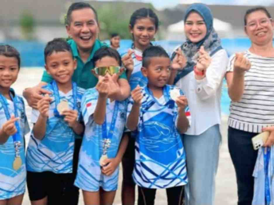 Wabup Labusel Hadiri Pembukaan Even Renang Forkom Seri V Sumatera Utara 2025, Dorong Lahirnya Atlet Berprestasi