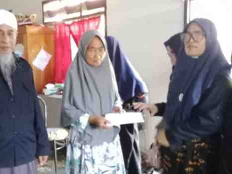 *Wujudkan Kepedulian, SBL Luwu Utara Salurkan Sumbangan untuk Lansia dan Anak Yatim*