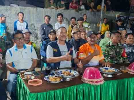 *Turnamen Bola Voli Putri Harapan Cup I Resmi Ditutup, Kepala Disporapar Apresiasi Semangat Juang Atlet*