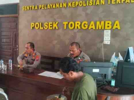 Polsek Torgamba Sediakan Makan Siang Gratis untuk Warga, Kapolsek:Pererat Silaturahmi Dengan Warga.