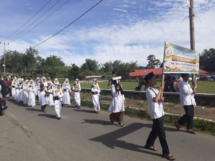 pawai-khatm.jpg