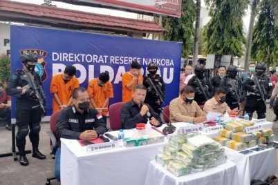 tegas-berantas-narkoba-polda-riau.jpg