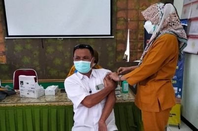 vaksin-ketiga.jpg